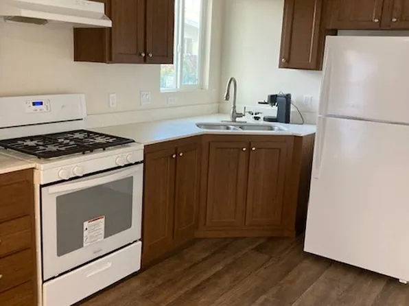 2015 Winchester St, Oceanside, CA 92054