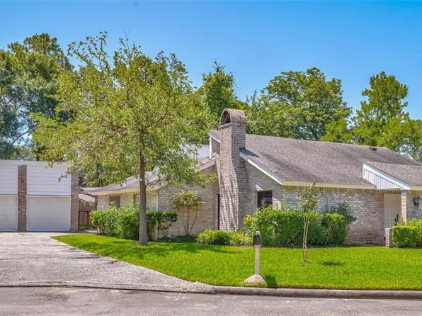 13805 Imperial Ct, Sugar Land, TX 77498