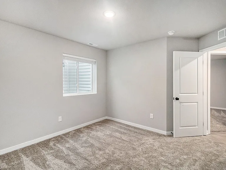 17545 Beechwood Ln — Photo 14