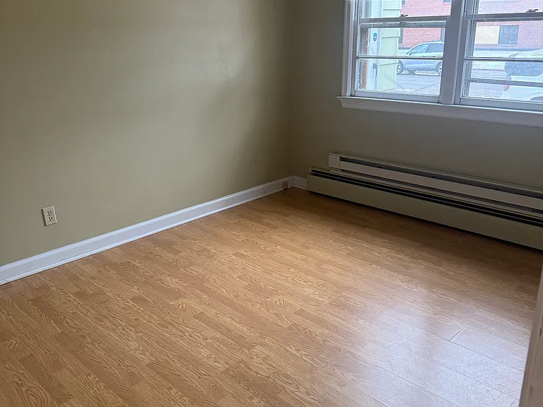 136 Eugene St #136 — Photo 9