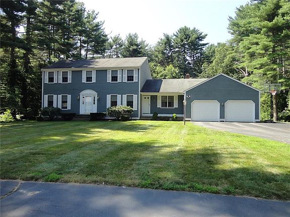 2nd image of 32 Wood Cove Dr