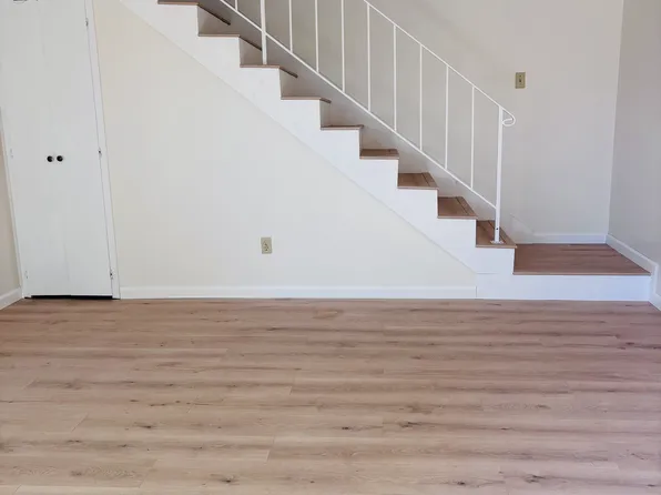 350 Smalley Ave APT 4, Hayward, CA 94541