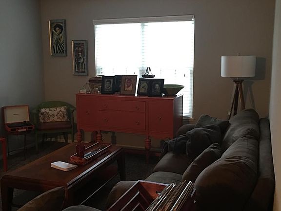 Spacious living room