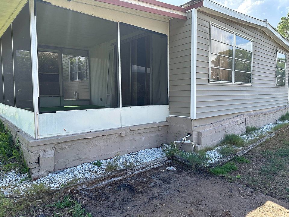 1st image of 117 S Lake Dr