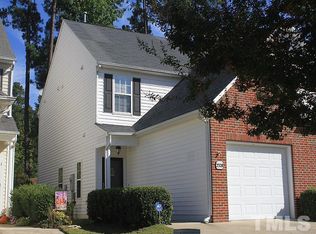 2328 Persimmon Ridge Dr, Raleigh, NC 27604