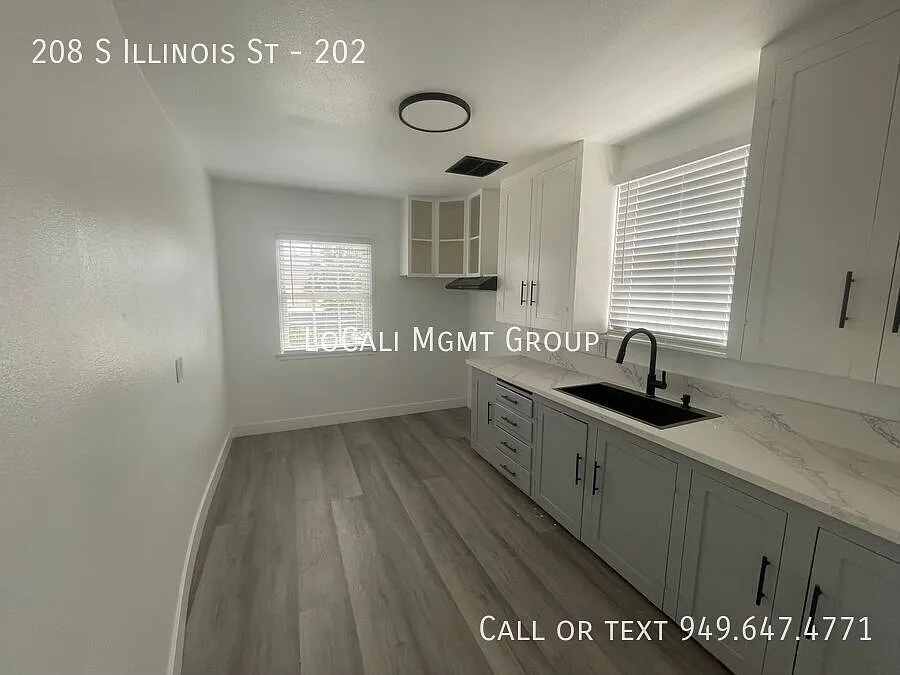 Fully Remodeled 1-Bedroom Apartment in Anaheim — Photo 3