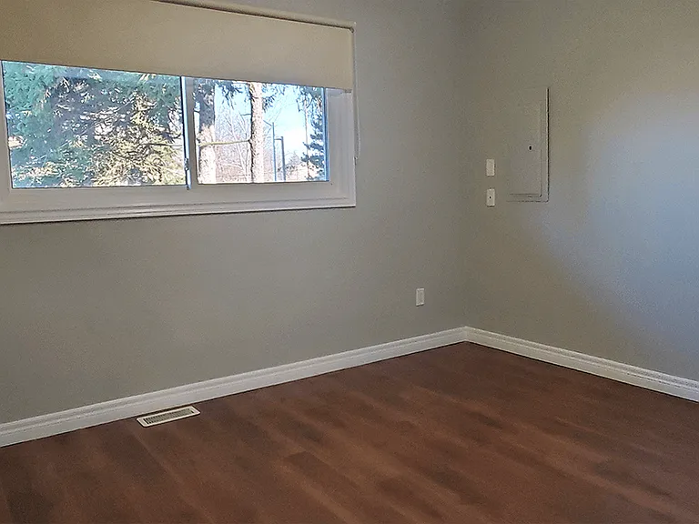240 Lakeshore Rd #1 — Photo 10