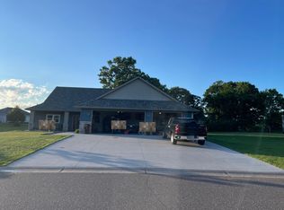 5004 382nd Dr, North Branch, MN 55056
