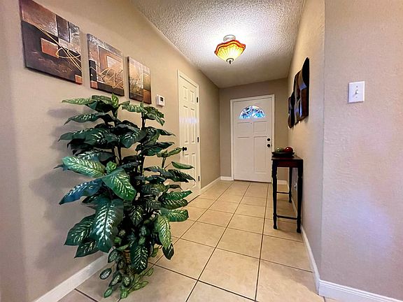 5th image of 3882 Basswood Dr