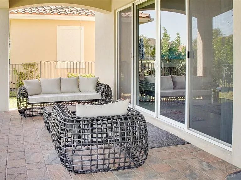 9911 S Miralago Way — Photo 33