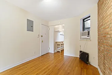 Rented by Cooper & Cooper Real Estate