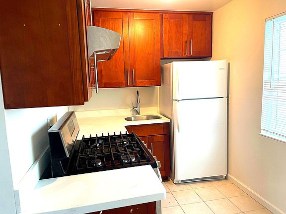 5th image of 3207 Impala Dr APT 3