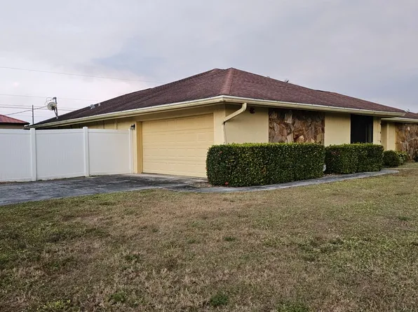 4504 6th St W, Lehigh Acres, FL 33971