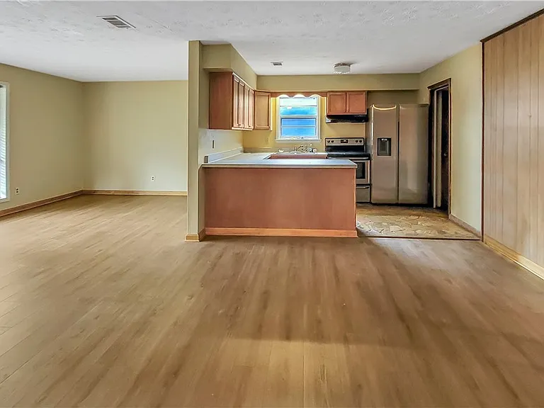 304 Olmstead Pl — Photo 18