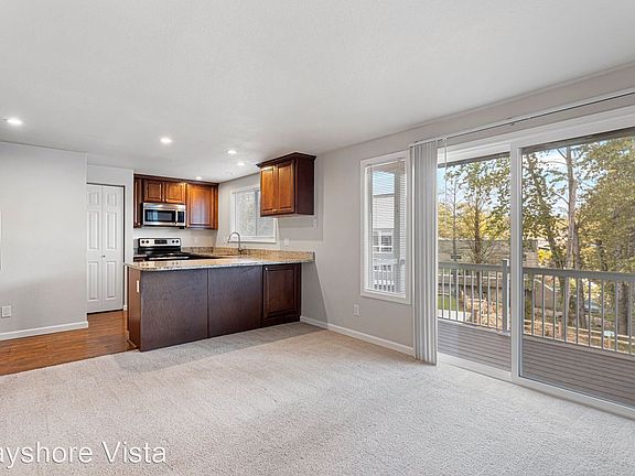 5th image of 11615 91st Ln NE APT 2