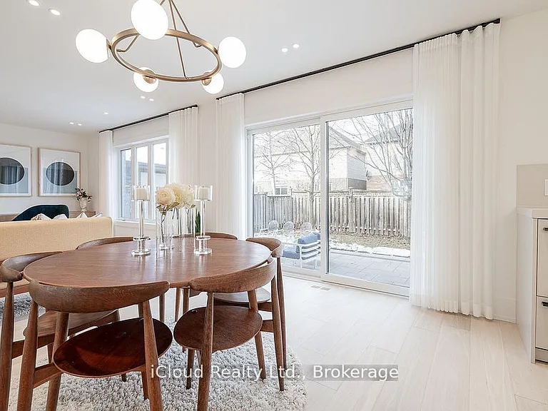 5389 Kindos St — Photo 17
