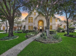 14606 Sandy Creek Dr, Houston, TX 77070