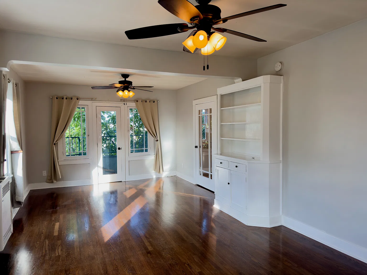 1 bed, 1000 sqft, $3,095 — Photo 2
