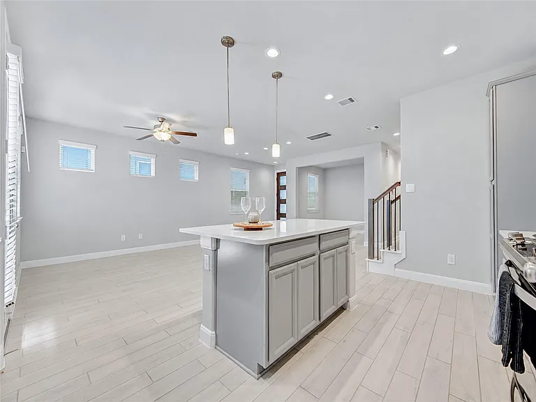 9822 Heritage Run Ln — Photo 12
