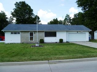 724 Hartzell Rd, New Haven, IN 46774