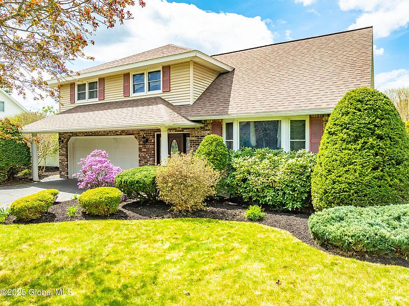 4th image of 320 Dolan Drive