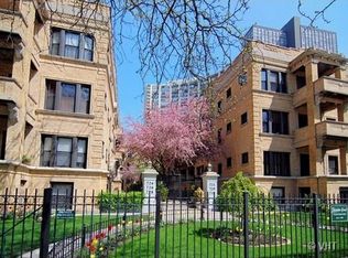 718 W Sheridan Rd APT 1N, Chicago, IL 60613