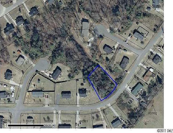 1st image of 170 Crown Ct