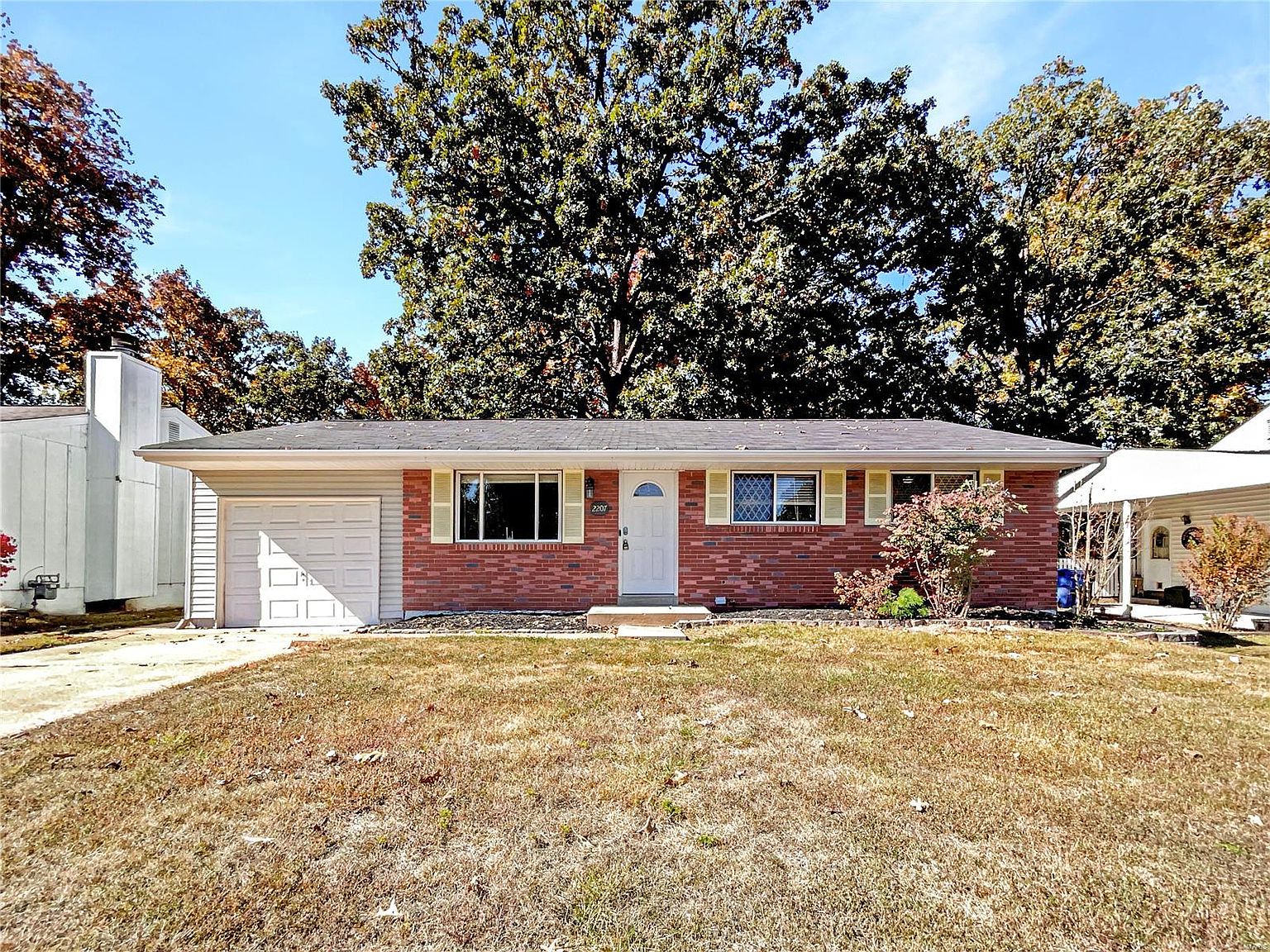 2207 Gladiator Dr, Fenton, MO 63026 | Zillow