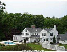 2nd image of 40 Brookhills Rd