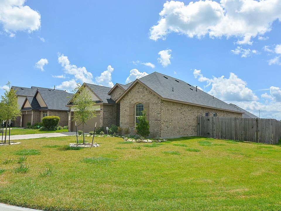 1st image of 9410 McDowell Dr