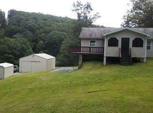 574 Cottage Lane Rd, Baker, WV 26801