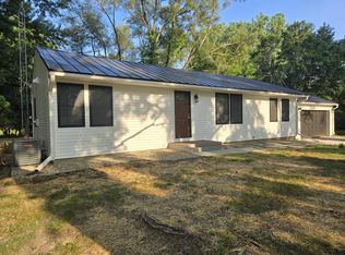 21350 Junction Rd, Bellevue, MI 49021