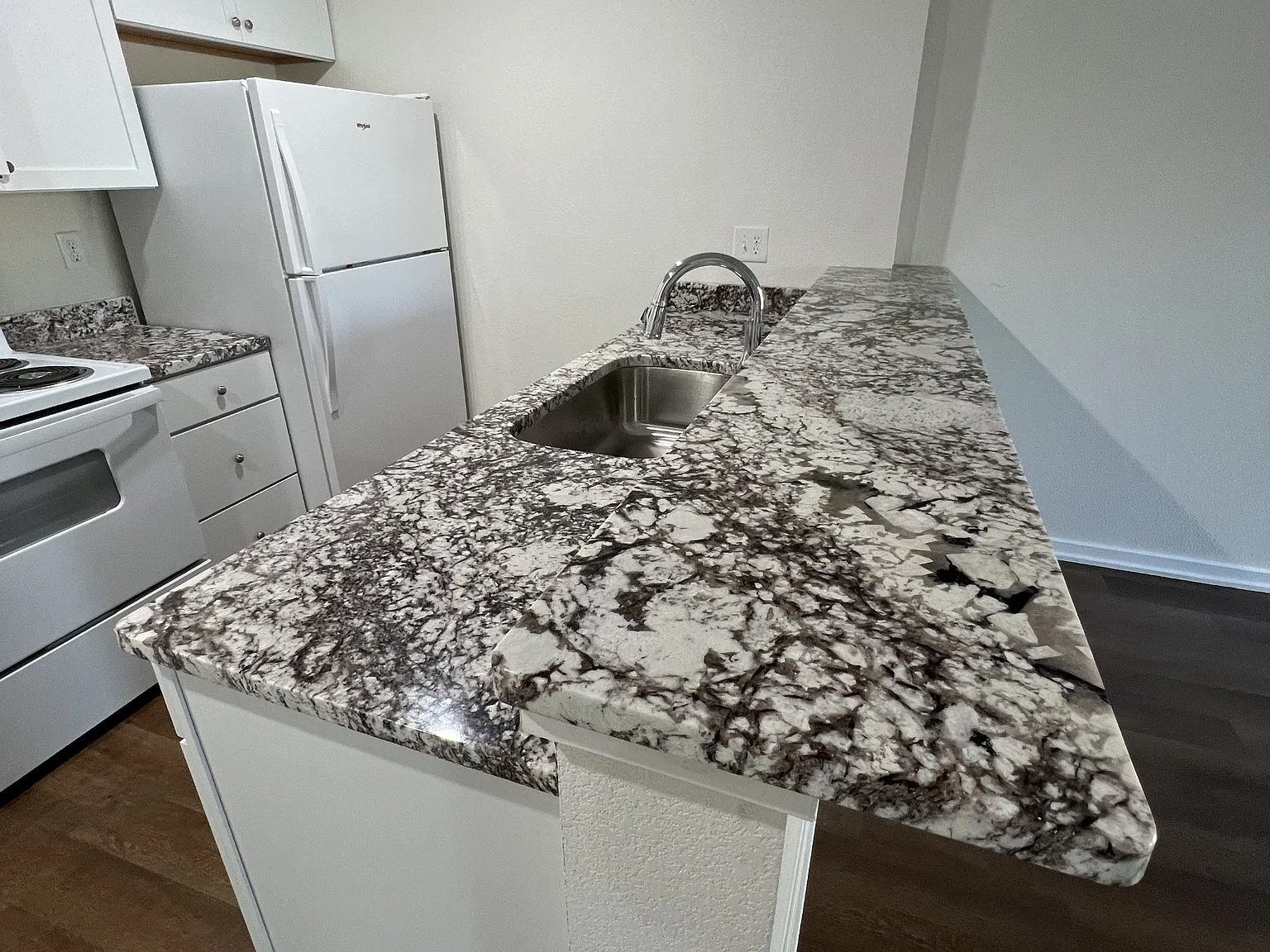 500 N Water St — Photo 4