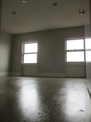 Rented by Evergreen Apartments BK | media 32