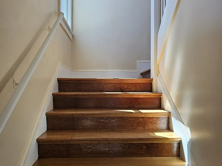 481 Van Dyke Ave #1 — Photo 35
