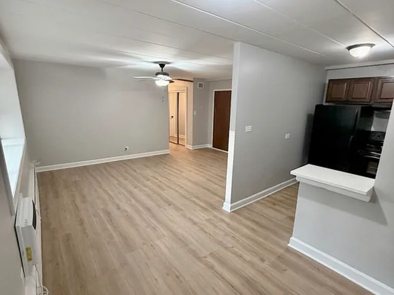 2025 W Granville Ave #B110 — Photo 5