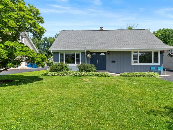 4335 Prospect Ave, Downers Grove, IL 60515