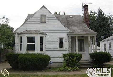 261-674326 Front.JPG