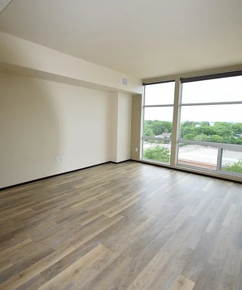 Galaxie High Rise Apartments — Photo 121