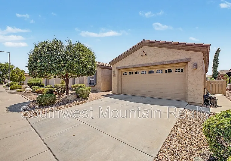 4265 E Azalea Dr — Photo 3