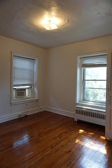 1st image of 422 S 45th St #10569915