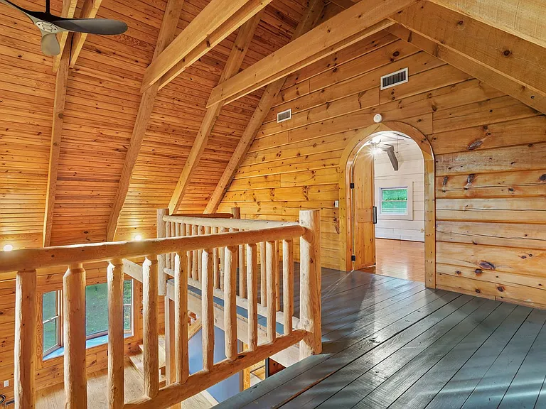 3770 Baxter Rd — Photo 22
