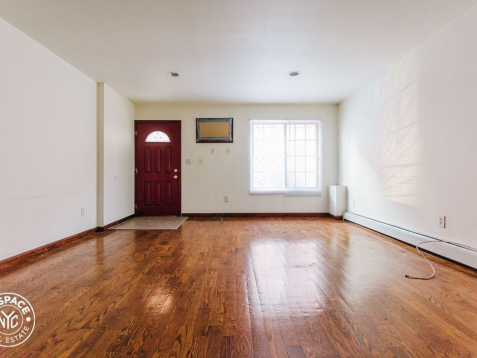 1st image of 106 Jefferson St #1