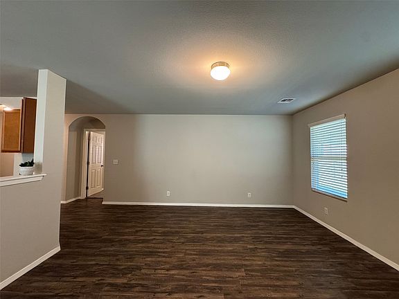 4th image of 1509 S 31st St