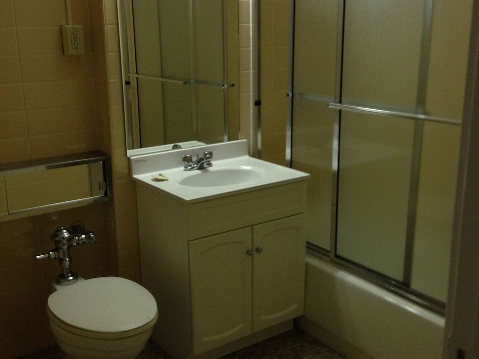 2nd image of 178 Tremont St