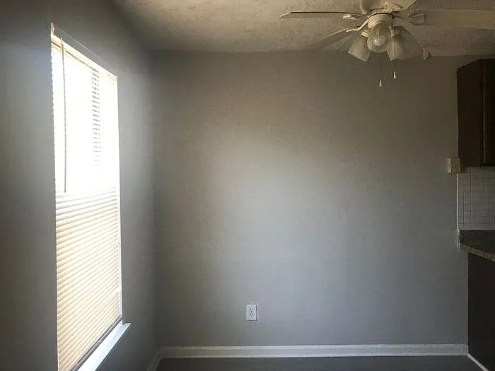 2 bed, 1.0 bath, $850 — Photo 2