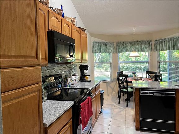 2nd image of 32902 Indian Woods Dr