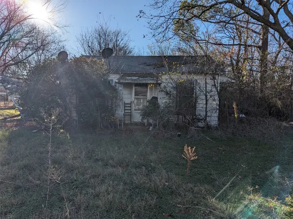 208 Pecan Ln, Tolar, TX 76476