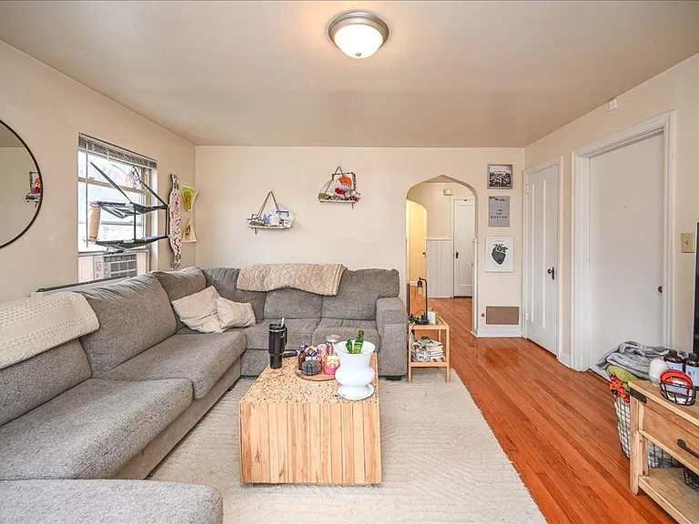 2361 Ravine St #5 — Photo 4