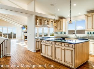 864 3rd St, Manhattan Beach, CA 90266